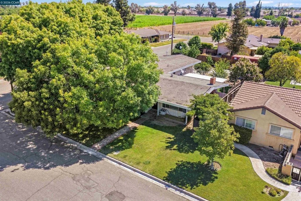 Photo of 700 Real Ave