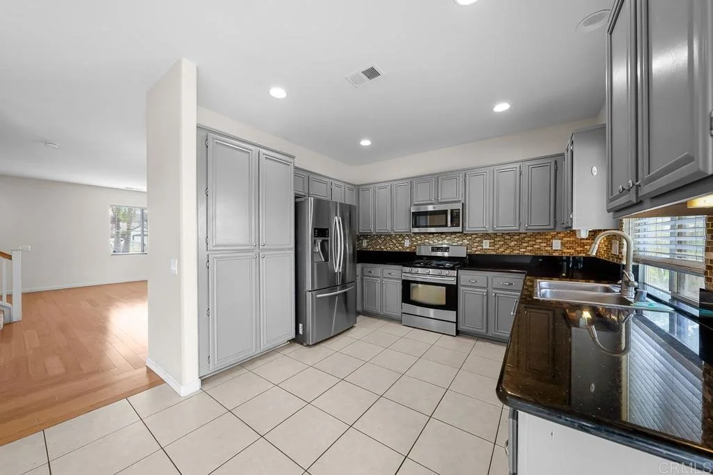 Photo of 1498 Ewing Drive