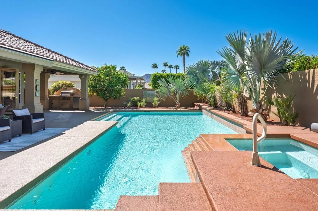 Photo of 41775 Harrison Drive