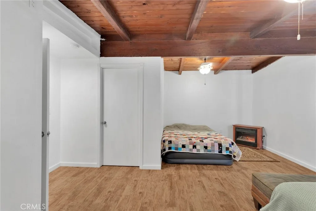 Photo of 11441 Hemlock