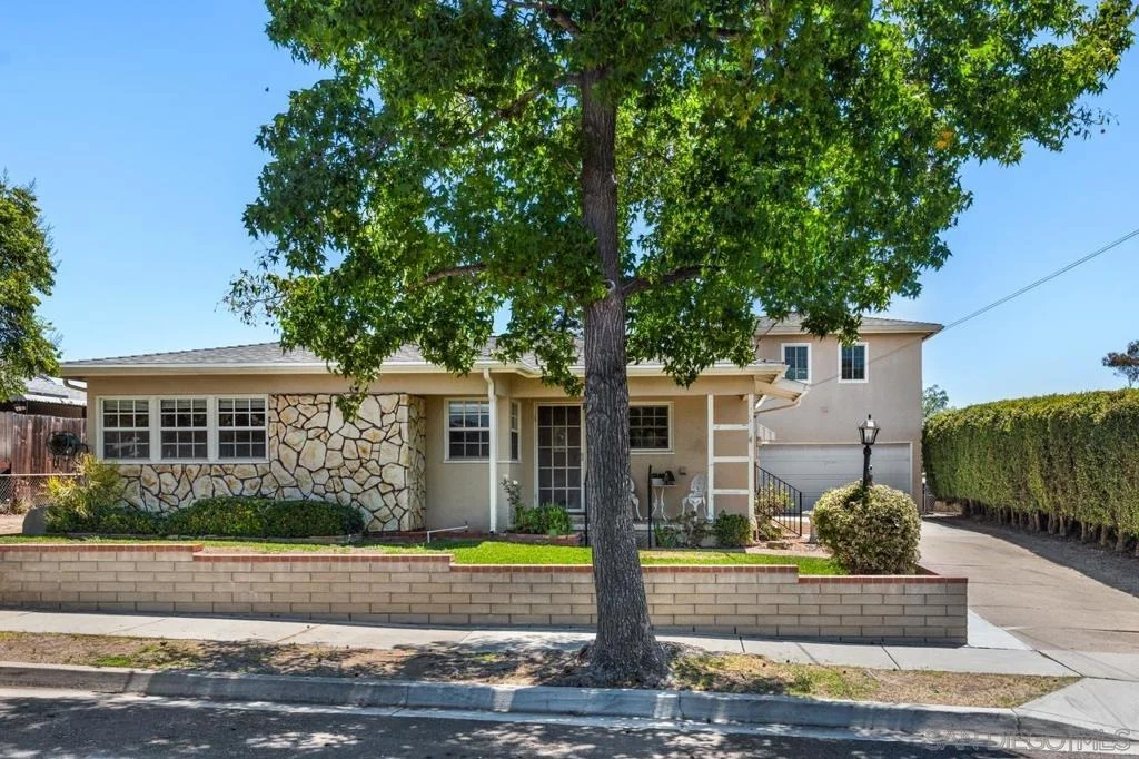 Photo of 6031 Sinton