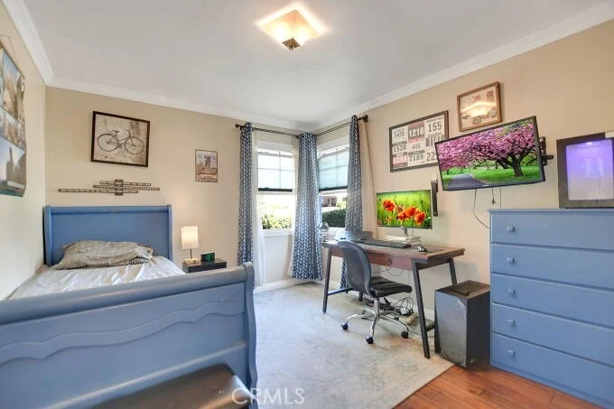 Photo of 422 W Ada Avenue