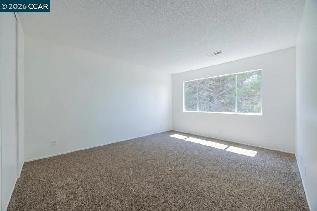 Photo of 200 Oriole Ct