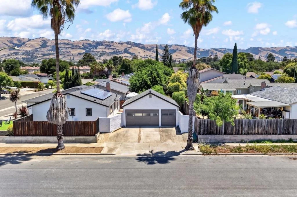 Photo of 2752 Millbrae Way