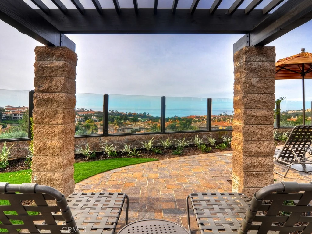 Photo of Unit E at 48 Corniche Dr.