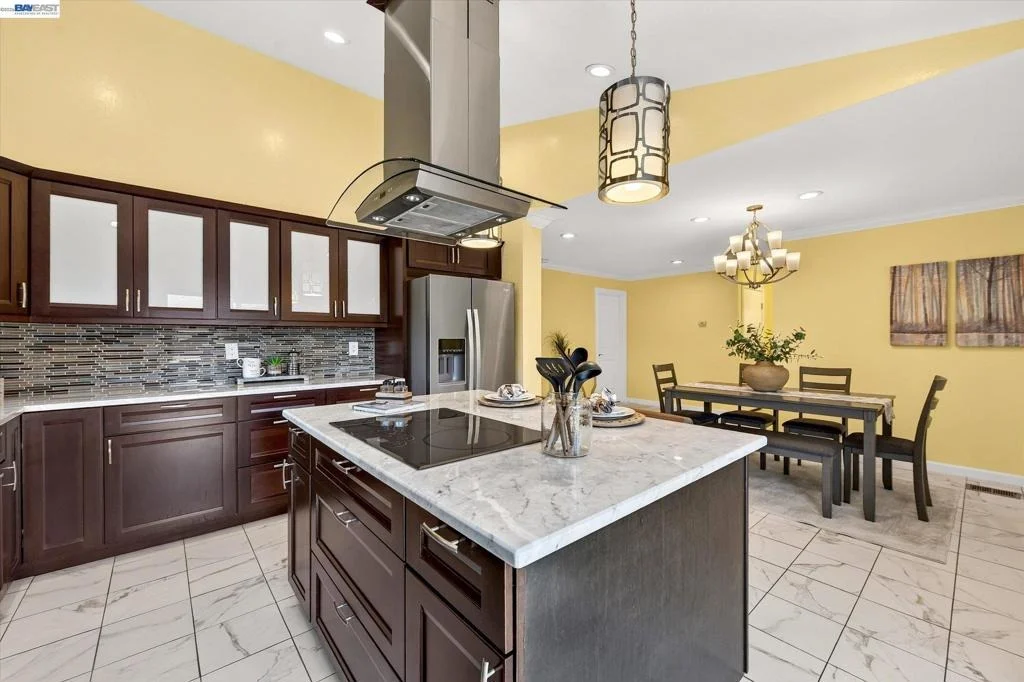 Photo of 2358 Crestline Rd