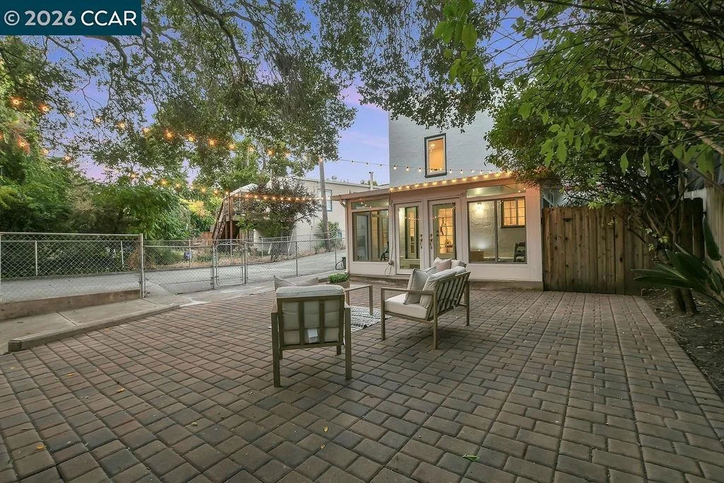 Photo of 915 Brown Street
