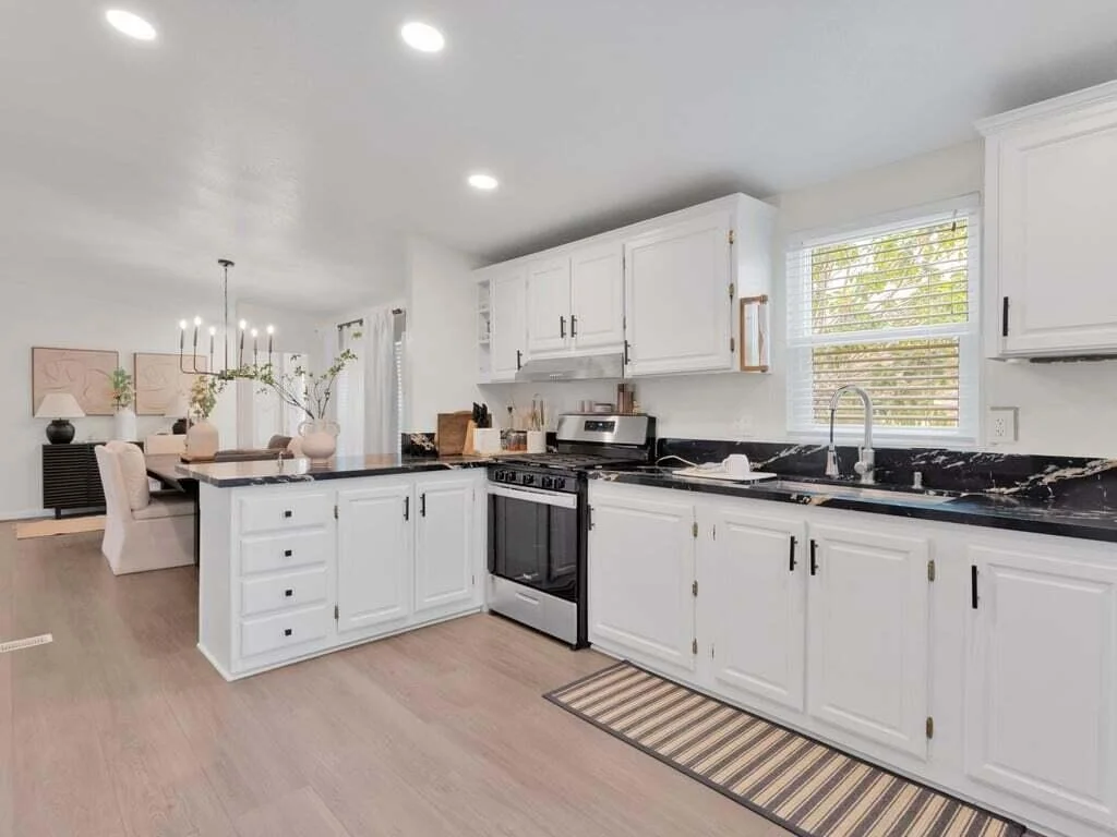 Photo of 7780 Fairlane Road