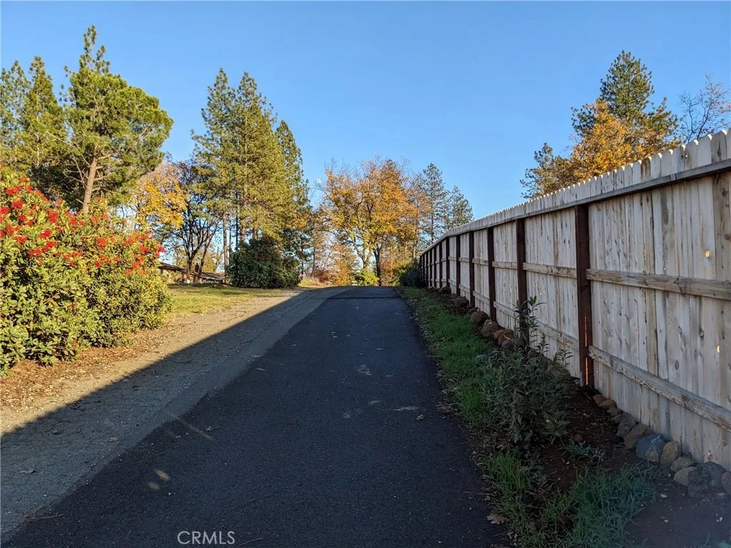 Photo of 5579 Desante