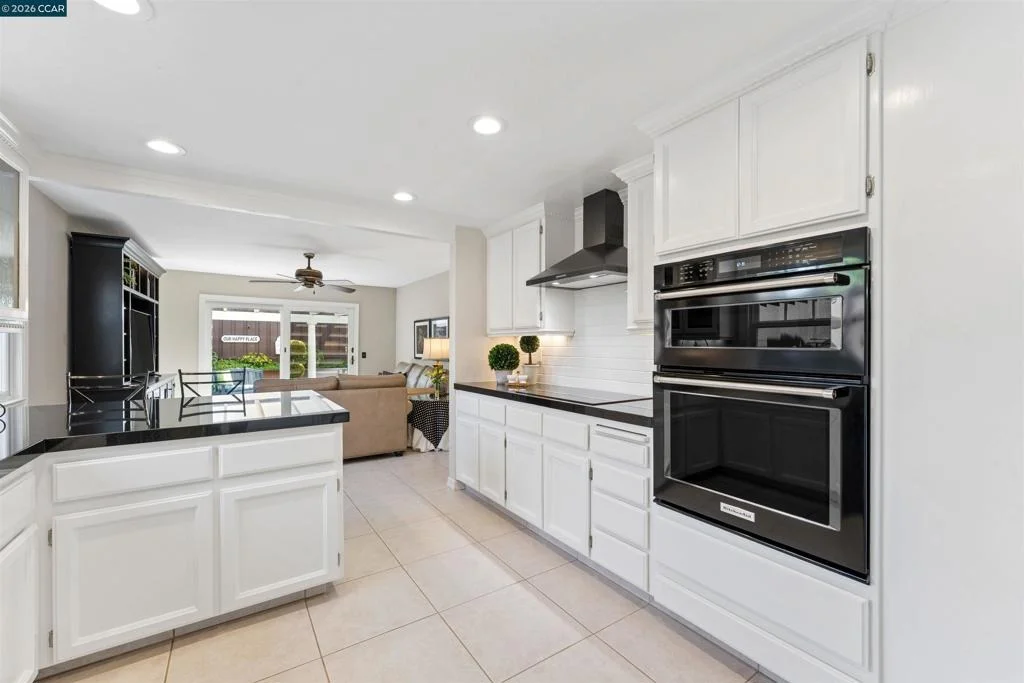 Photo of 1091 Harvest Cir