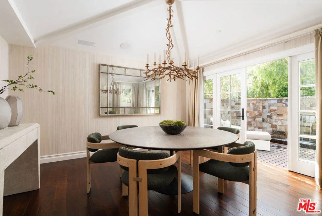 Photo of 610 Olive Road