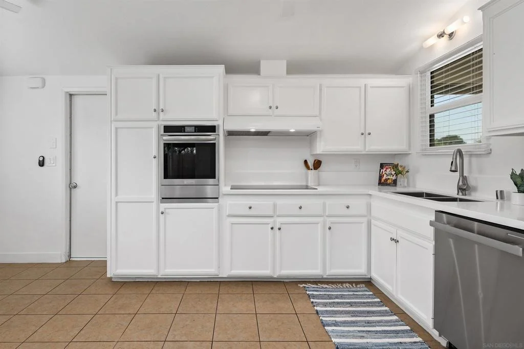 Photo of 2573 Raymell Dr.