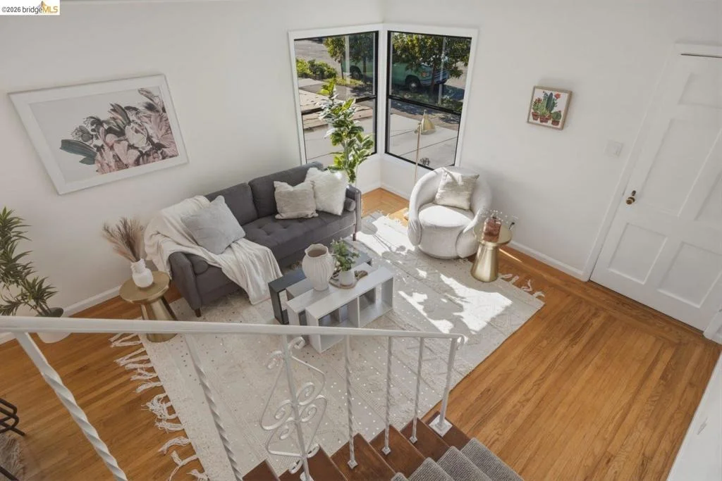 Photo of 1242 Burnett St