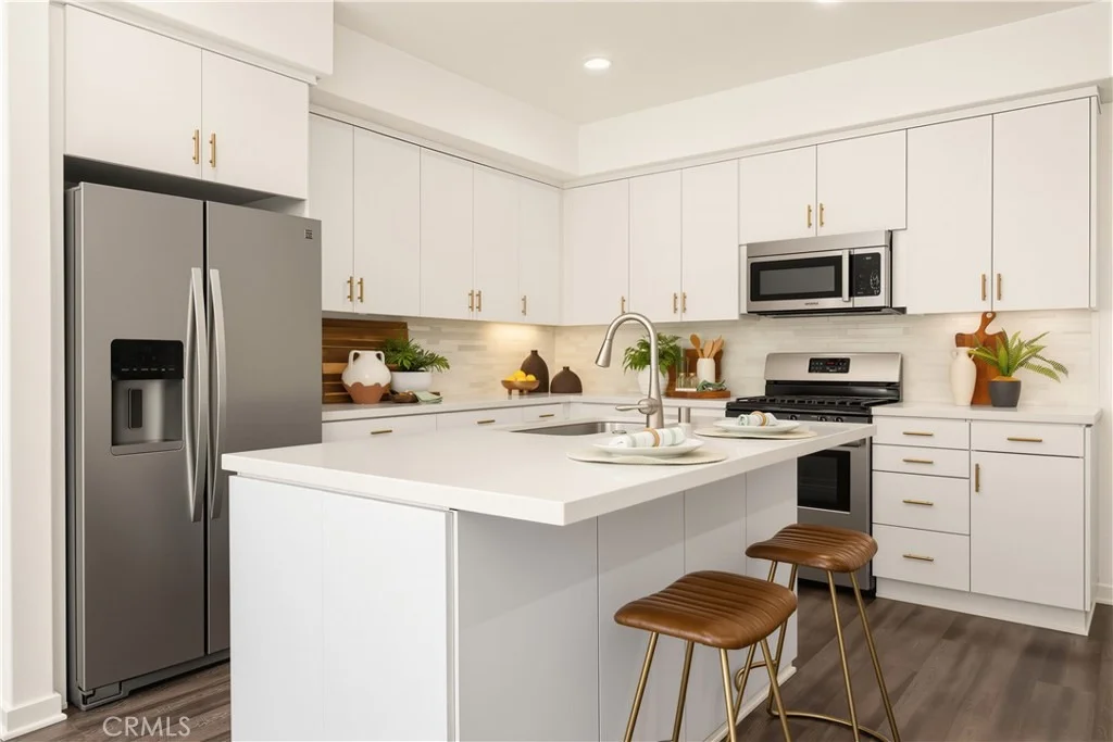 Photo of 56 Bay Laurel