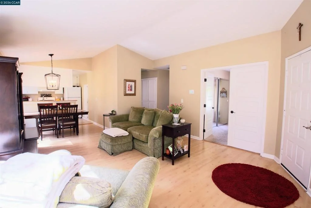 Photo of 444 Mill Rd