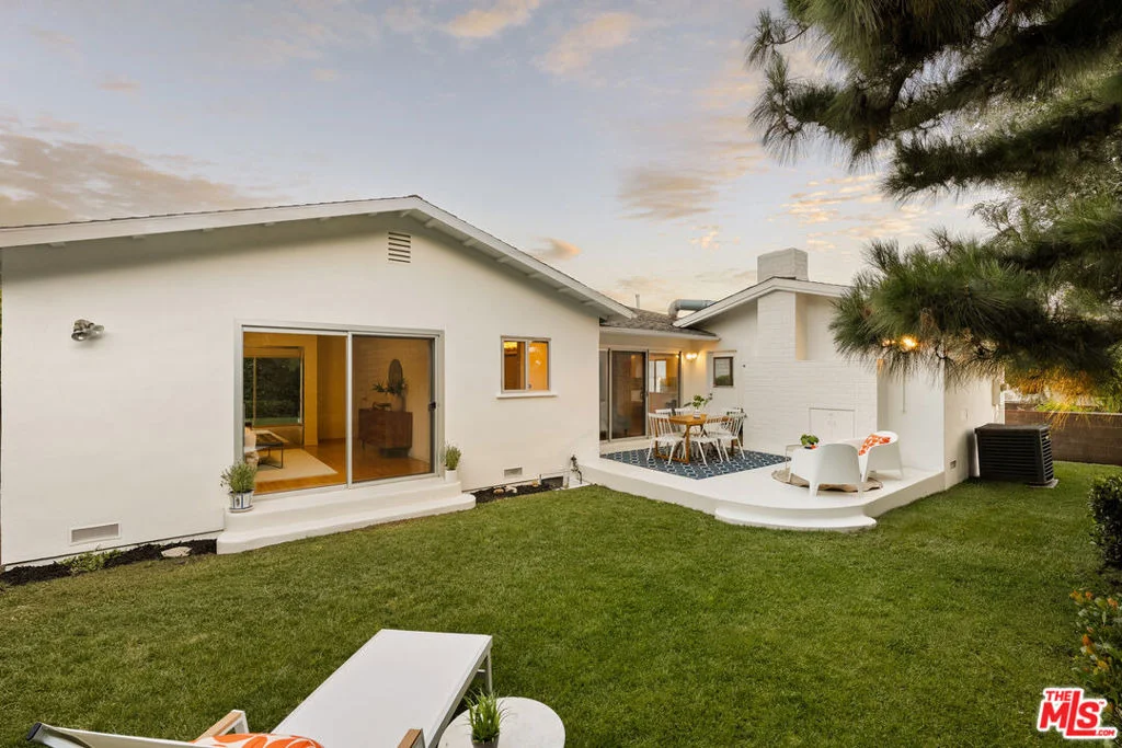 Photo of 10749 Molony Road