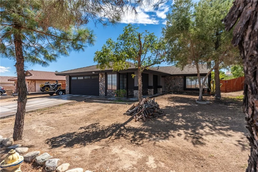 Photo of 13423 Palm Street