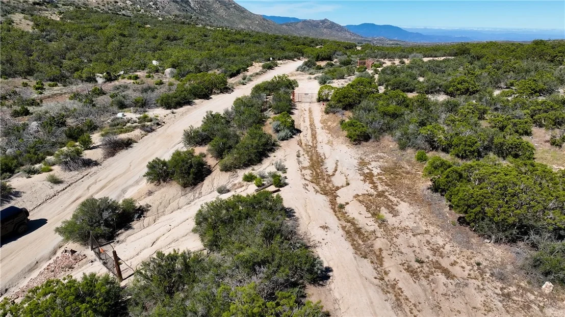 Photo of 55355 Tule Peak Road