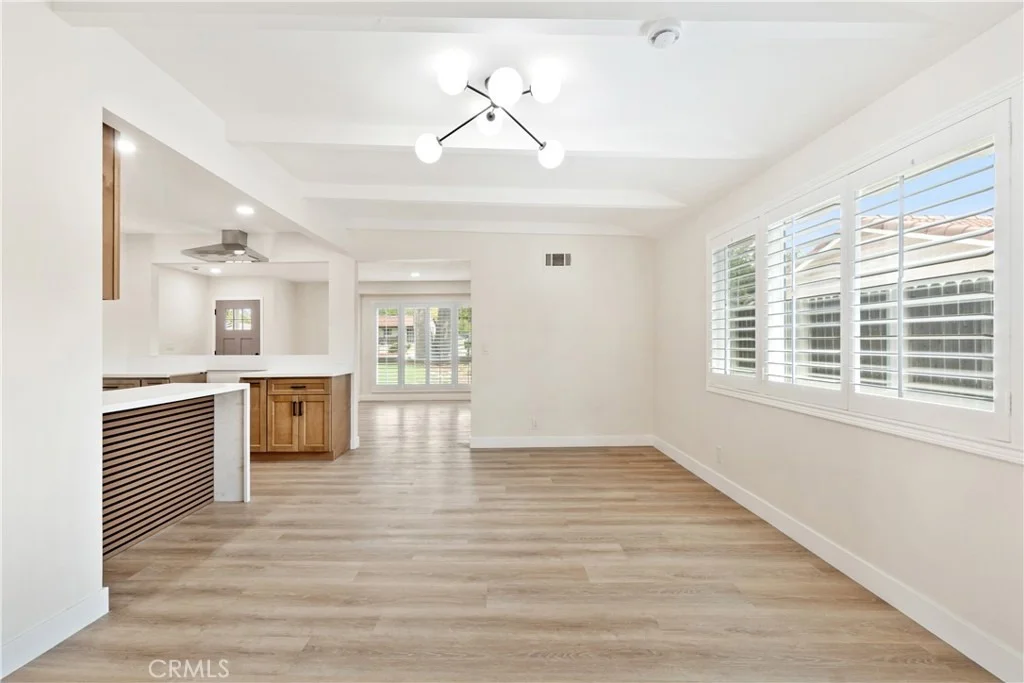 Photo of 662 E Foothill