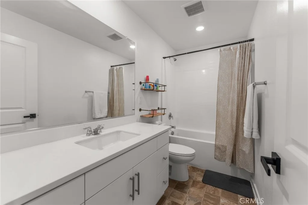 Photo of 559 Colorado