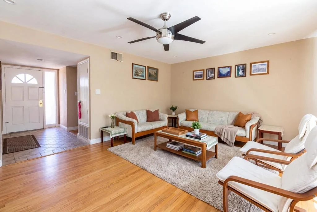 Photo of 3444 Kenyon Drive