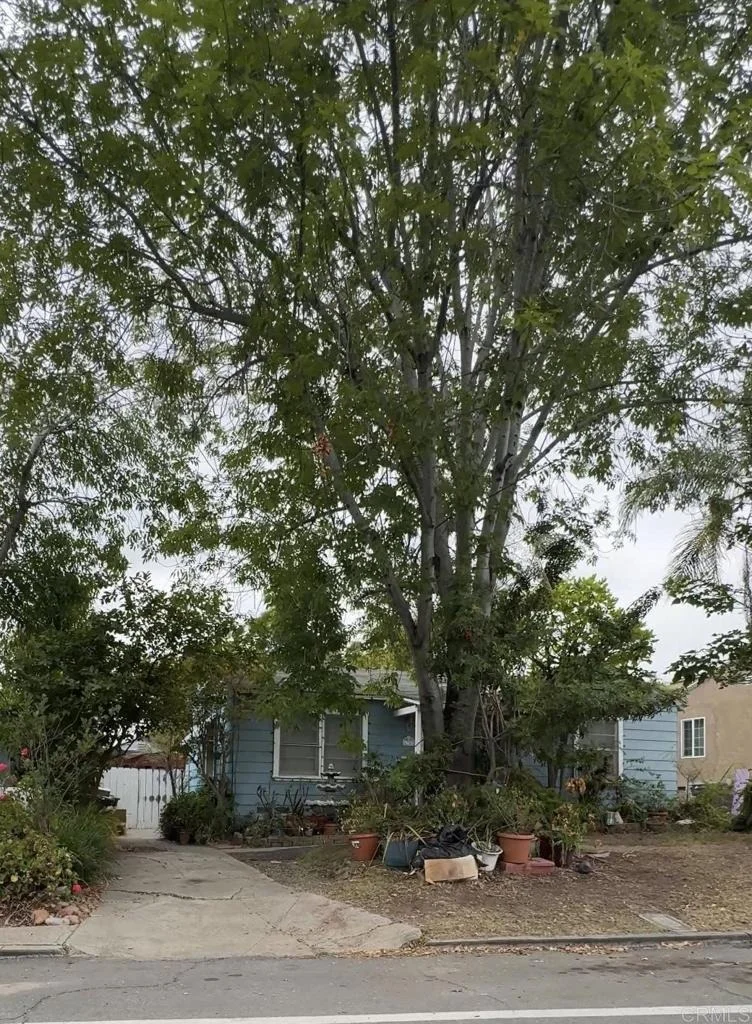 Photo of 4380 Pomona