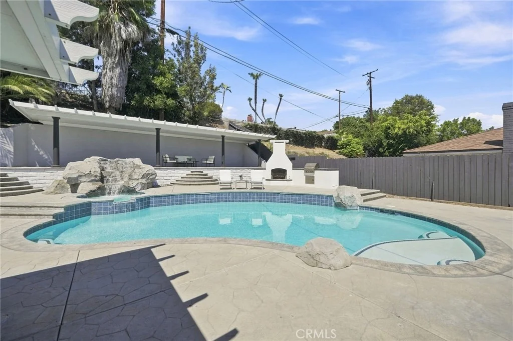 Photo of 633 Dorothy