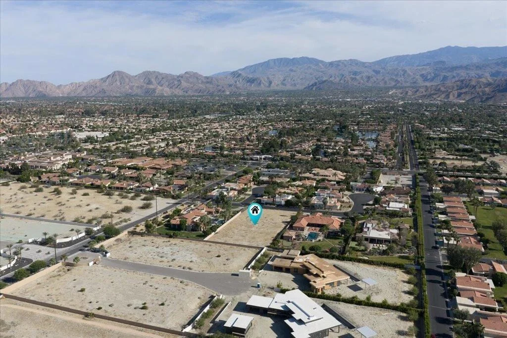 Photo of 2 Carrera Place