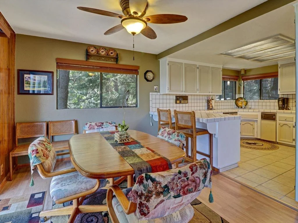 Photo of 214 S Fairway Drive