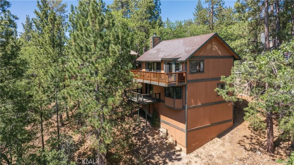 Photo of 696 Menlo Drive