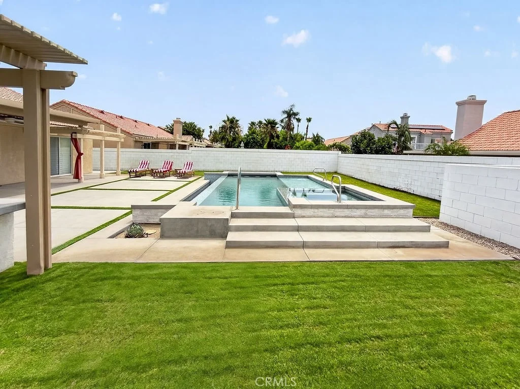 Photo of 79285 Desert Crest