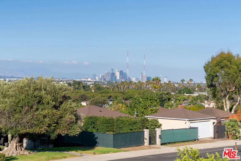 Photo of 5280 Sanchez Drive