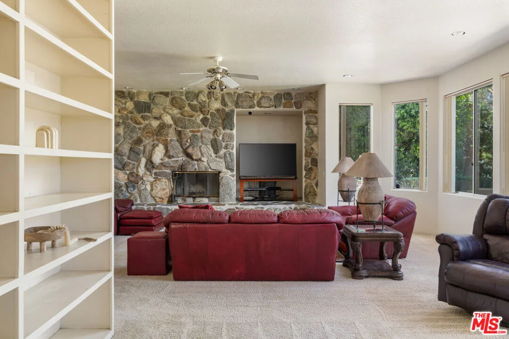 Photo of 71790 Jaguar Way