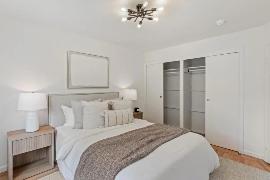 Photo of 1184 Crespi Drive