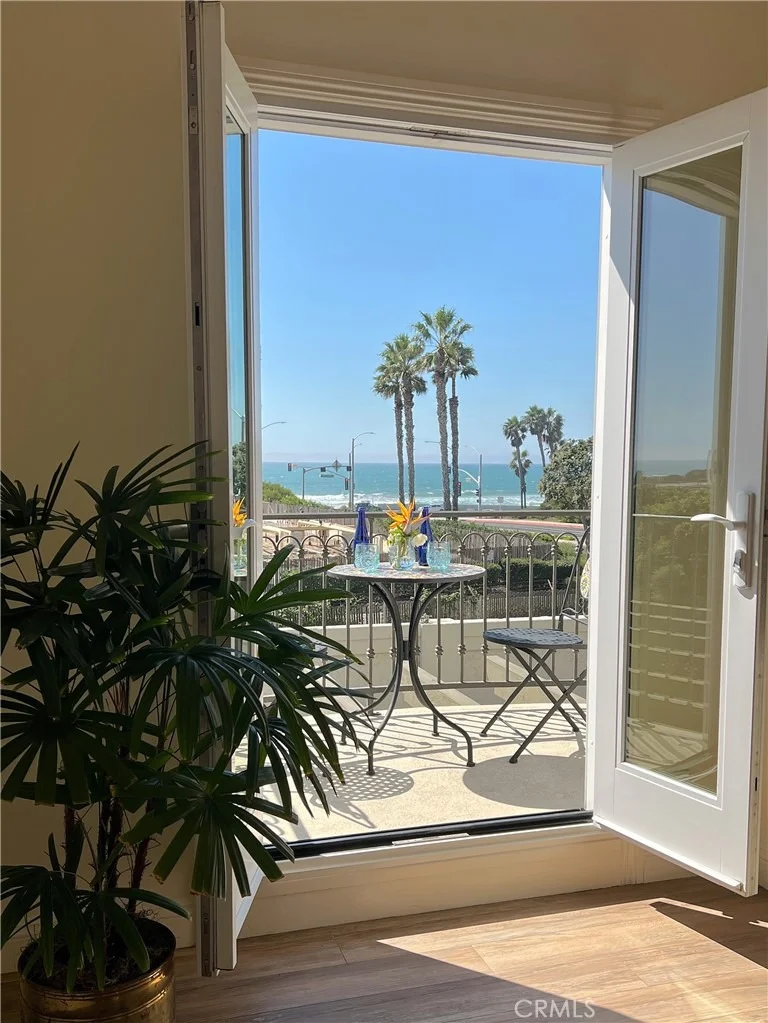 Photo of 19261 SURFVIEW Drive