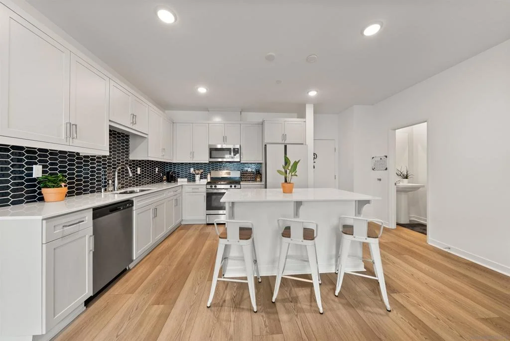 Photo of 323 Satsuma Trail