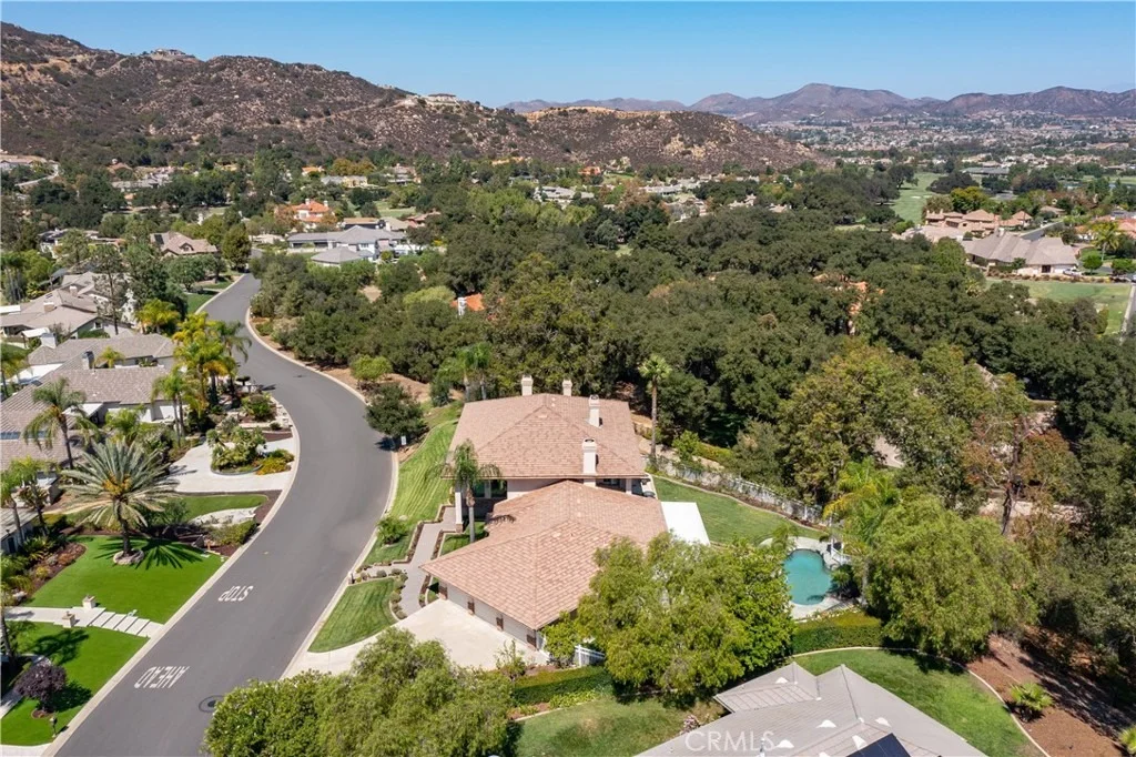 Photo of 38586 Hillside Trail