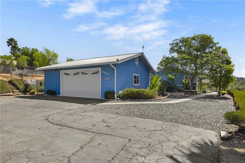 Photo of 9914 W Lilac Road