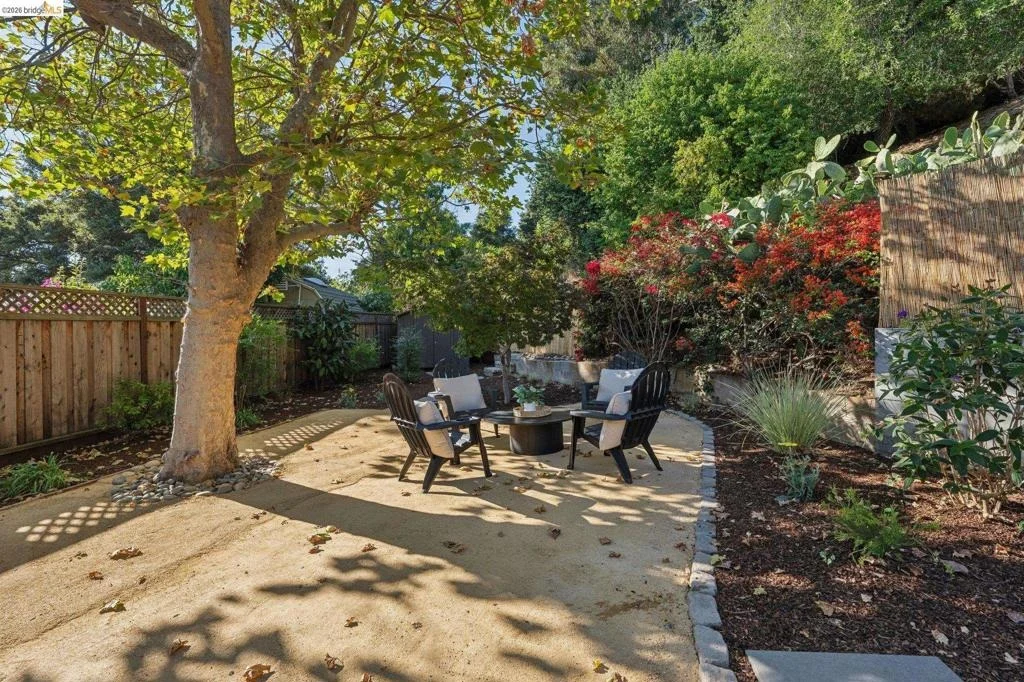 Photo of 1036 Spring Ct