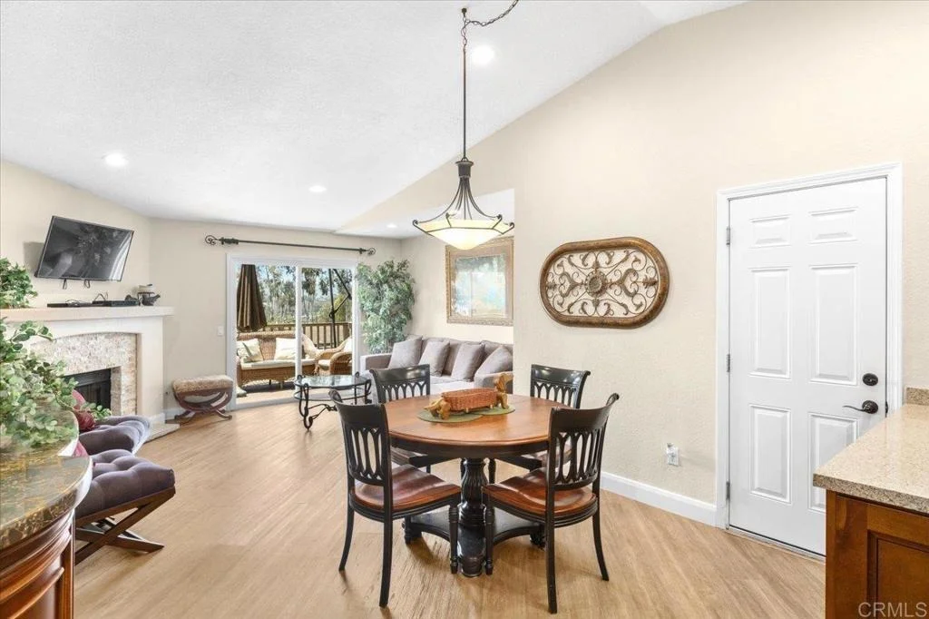 Photo of 1221 Soria