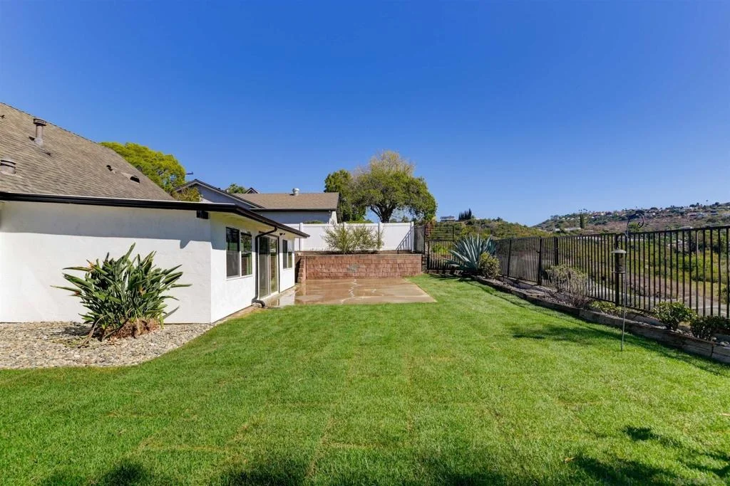 Photo of 5657 Red River Dr.