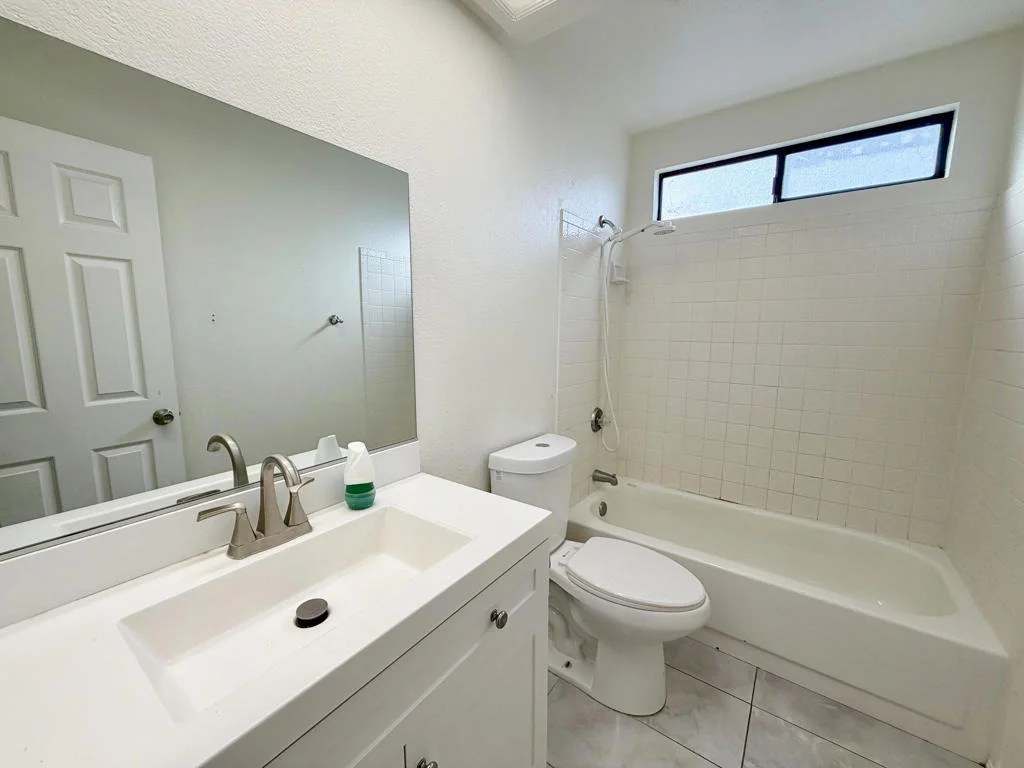 Photo of 27136 Shadowcrest Lane