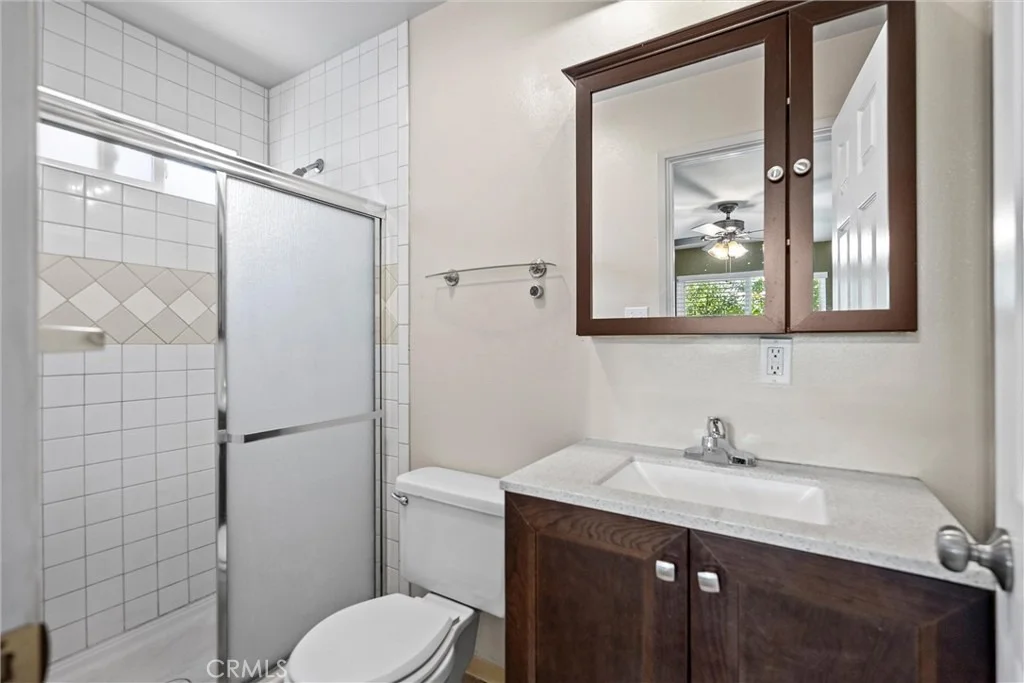 Photo of 598 East Avenue