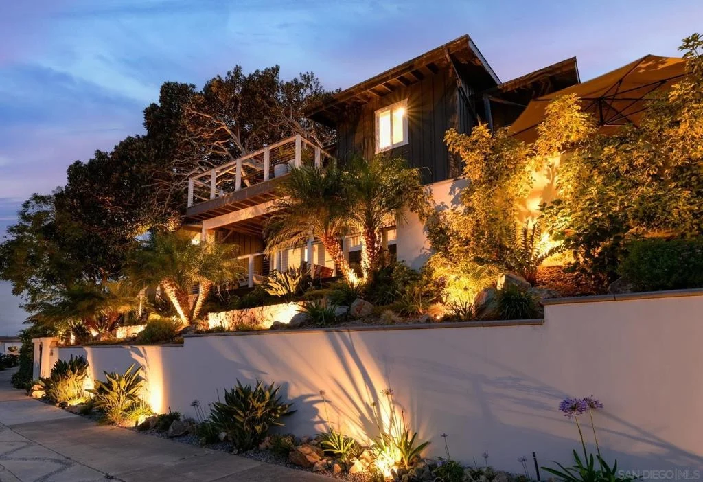 Photo of 3958 La Cresta