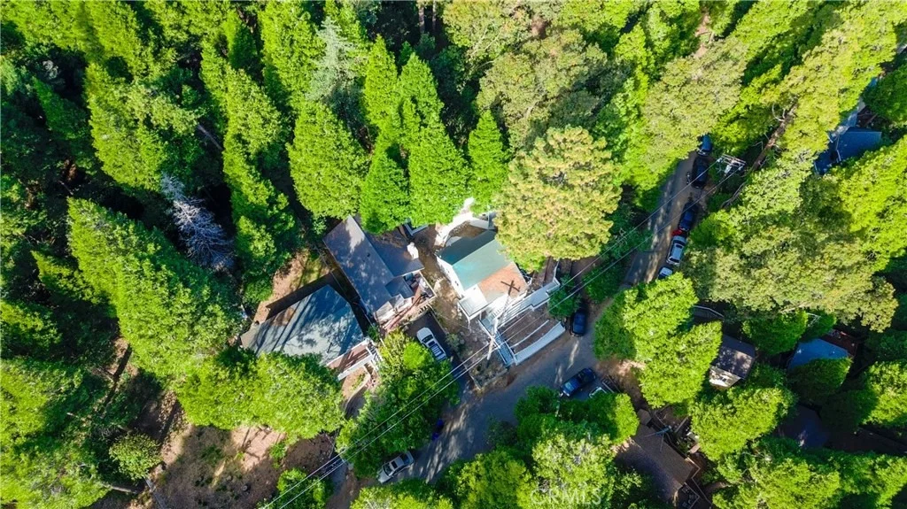 Photo of 744 Woodland