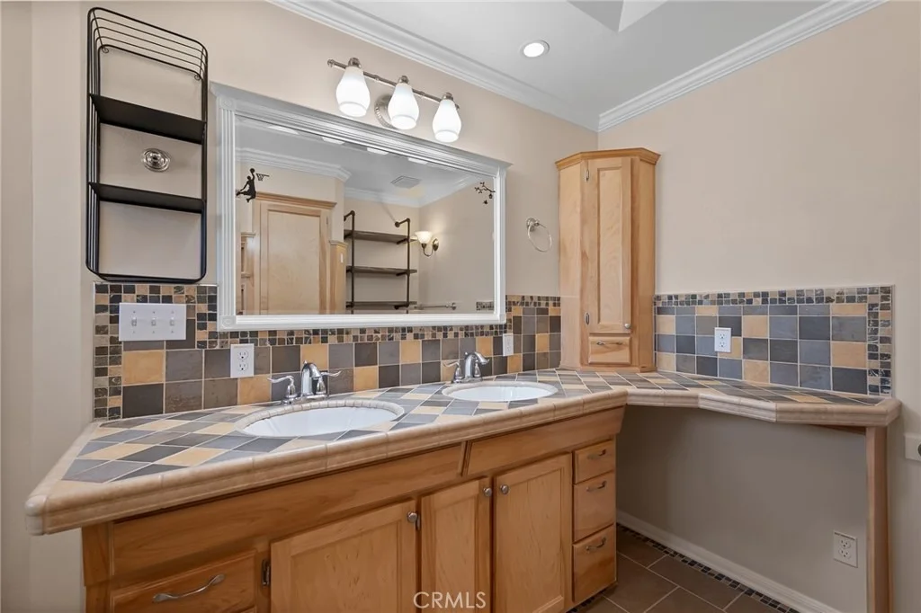 Photo of 62095 Plaza Road