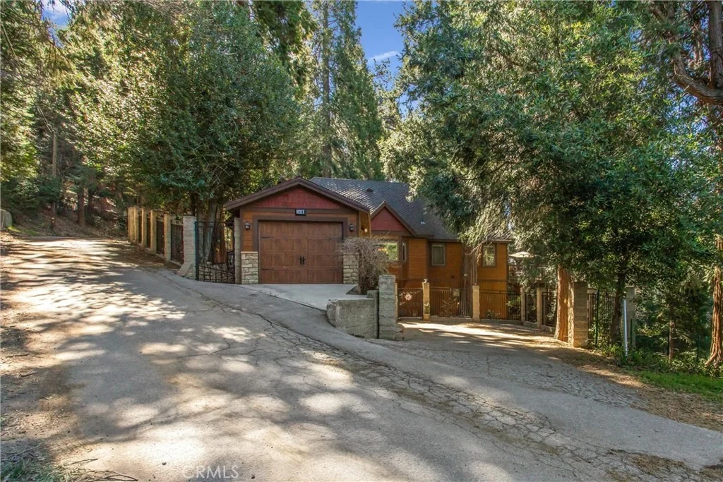 Photo of 1036 Venus Way