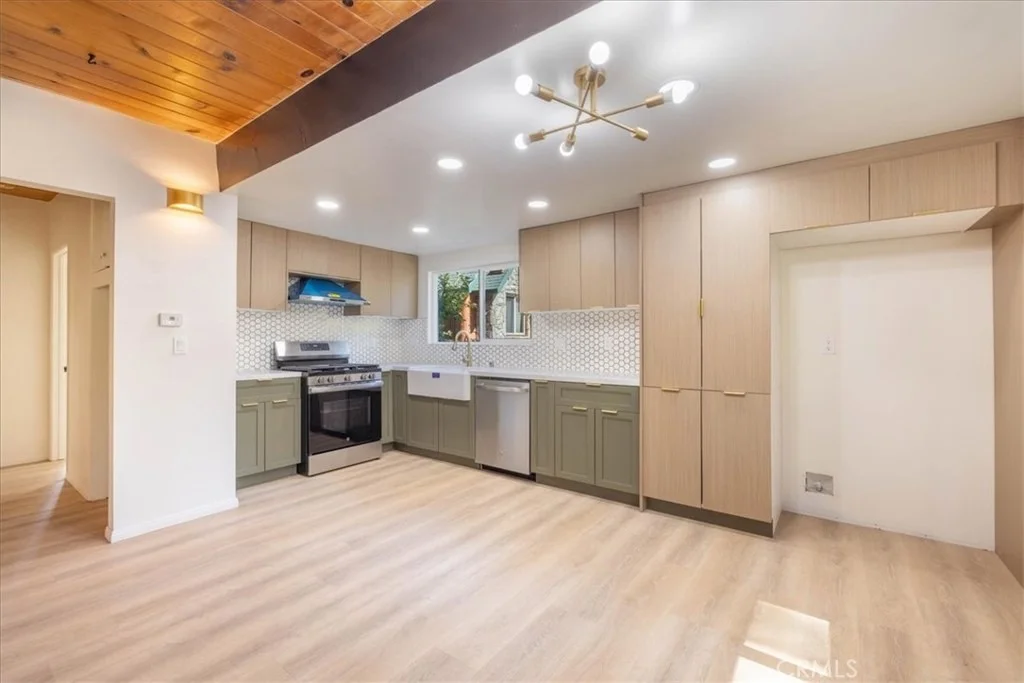 Photo of 39196 Starview Lane