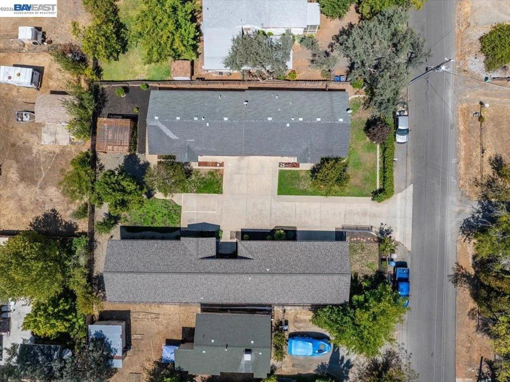 Photo of 2584 Reservoir Ln