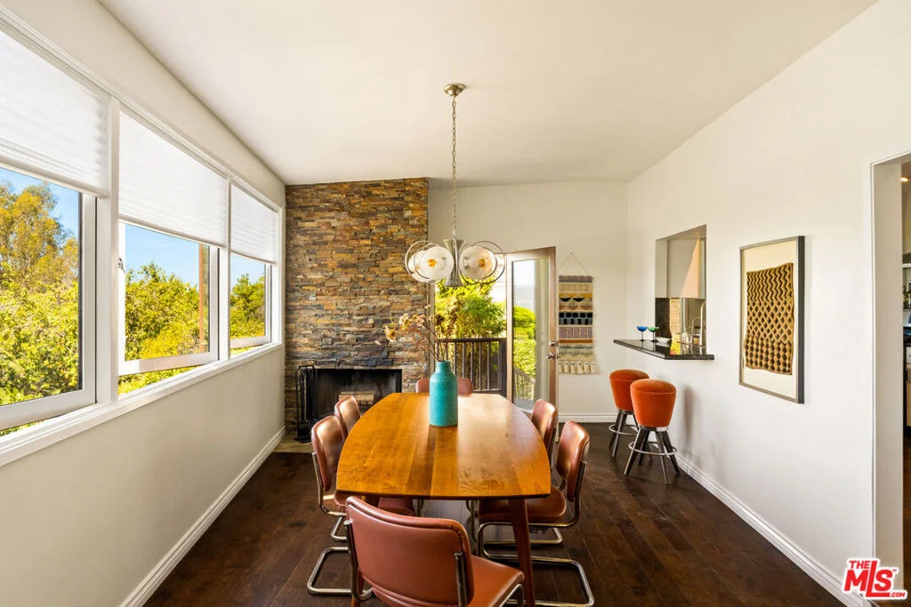 Photo of 2415 Hines Drive